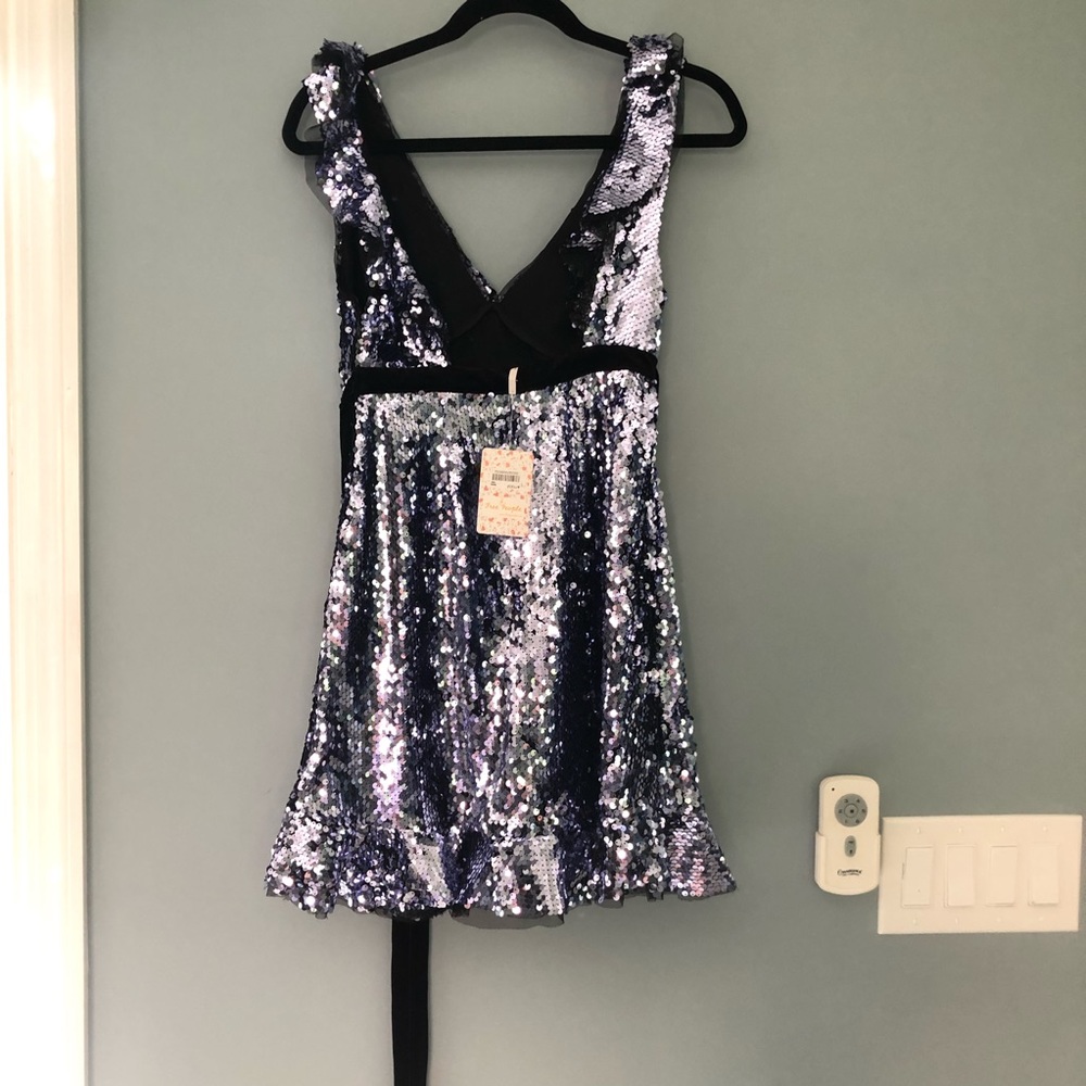 NWT free people Sequin Siren mini dress size 0 - Picture 8 of 8